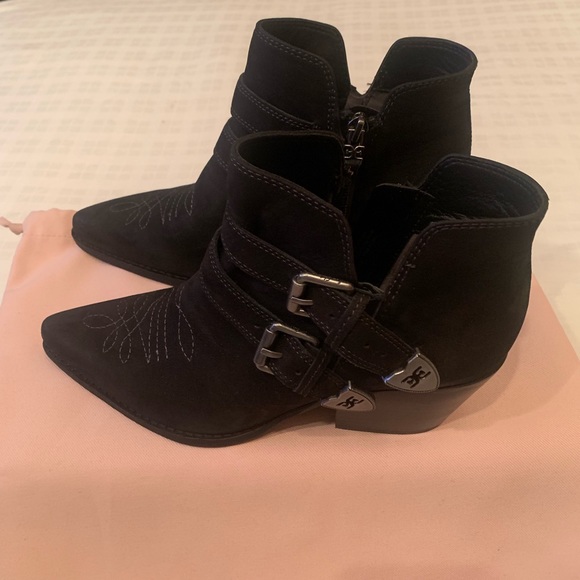 Sam Edelman Premium Suede Western 